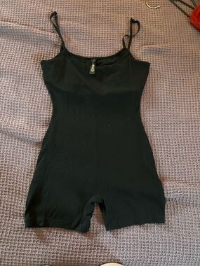 SKIMS Black Ribbed Jumpsuit sz L